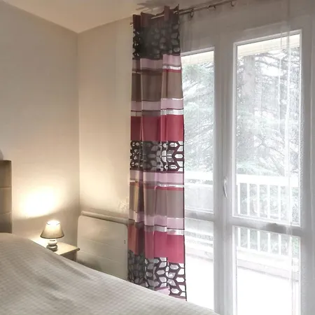 Apartment A De 35 M² + Balcon Privatif *