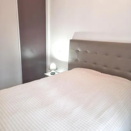 Apartment A De 35 M² + Balcon Privatif